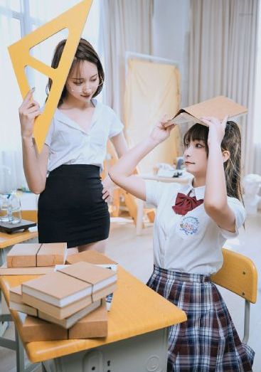 两个人的视频完整版免费高清_HD免费在线观看